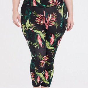 Torrid Active Tropical Print Legging w/Pockets